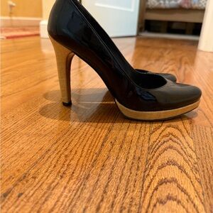Elegant Black and Tan Women's Heels